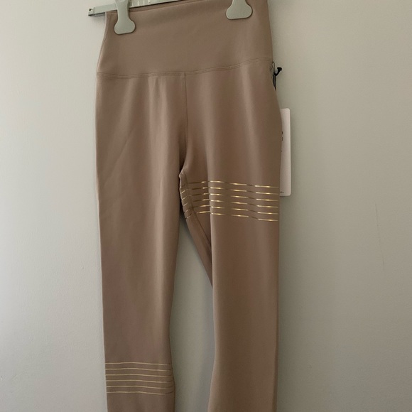 NWOT Alo Yoga High Waist Vapor Leggings - Sz S - Picture 2 of 7